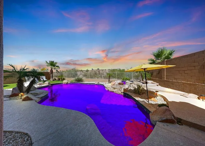 Heated Pool & 5br Retreat/ Estrella Mtn Ranch Holiday home