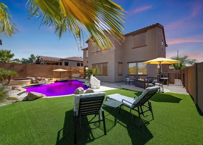 Holiday home Heated Pool & 5br Retreat/ Estrella Mtn Ranch *
