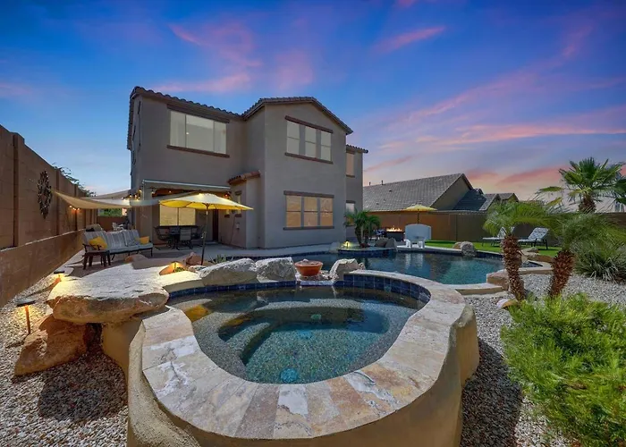Holiday home Heated Pool & 5br Retreat/ Estrella Mtn Ranch