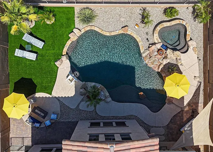 Heated Pool & 5br Retreat/ Estrella Mtn Ranch Holiday home Goodyear