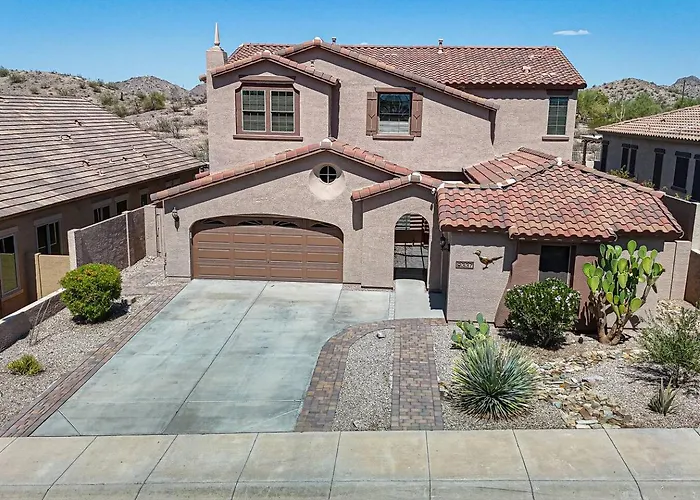 Heated Pool & 5br Retreat/ Estrella Mtn Ranch *