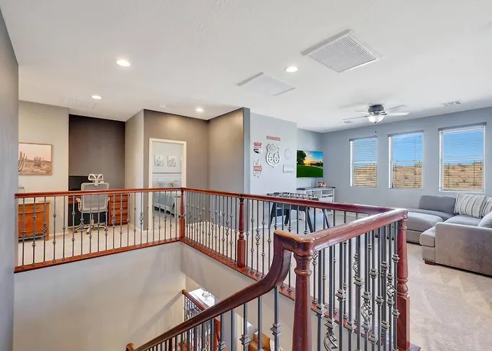 Heated Pool & 5br Retreat/ Estrella Mtn Ranch Holiday home Goodyear
