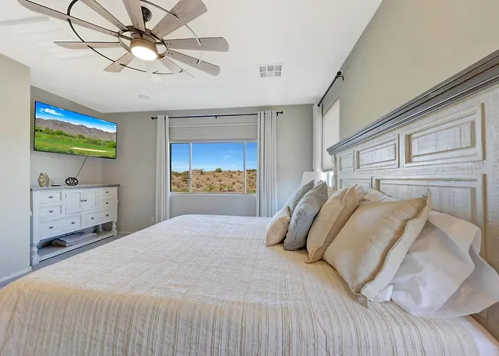 Heated Pool & 5br Retreat/ Estrella Mtn Ranch Holiday home *