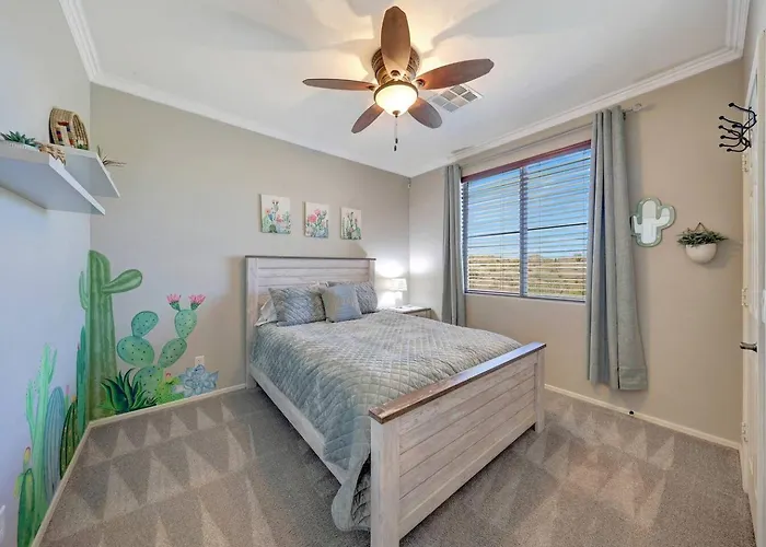 Heated Pool & 5br Retreat/ Estrella Mtn Ranch Goodyear