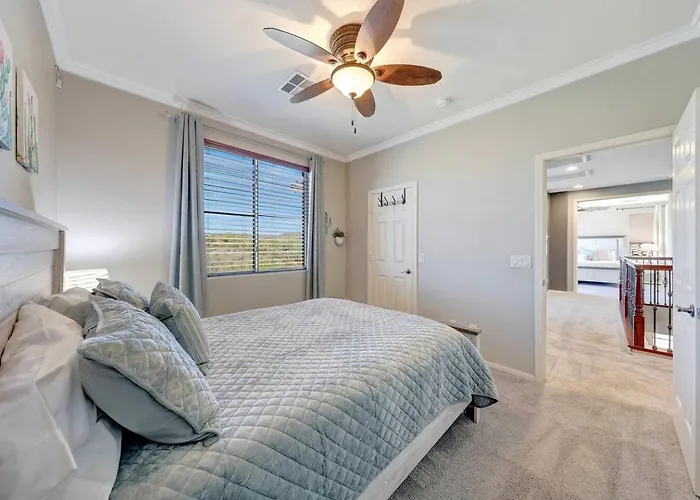 Holiday home Heated Pool & 5br Retreat/ Estrella Mtn Ranch *