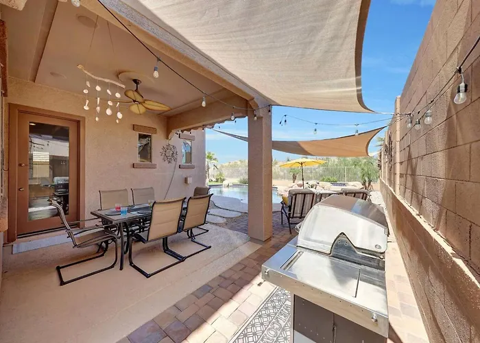 Heated Pool & 5br Retreat/ Estrella Mtn Ranch *