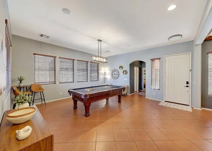 Holiday home Heated Pool & 5br Retreat/ Estrella Mtn Ranch *