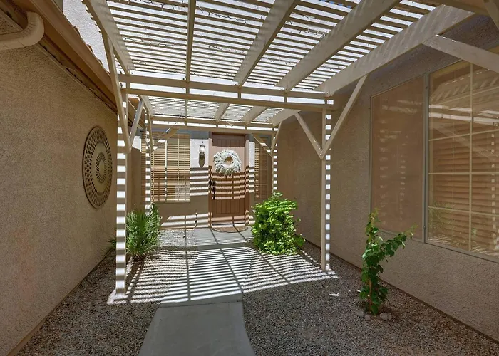 Heated Pool & 5br Retreat/ Estrella Mtn Ranch