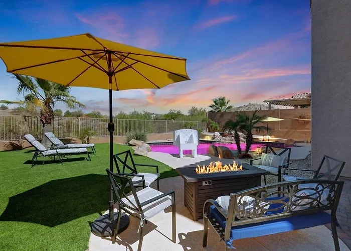 Heated Pool & 5br Retreat/ Estrella Mtn Ranch Holiday home